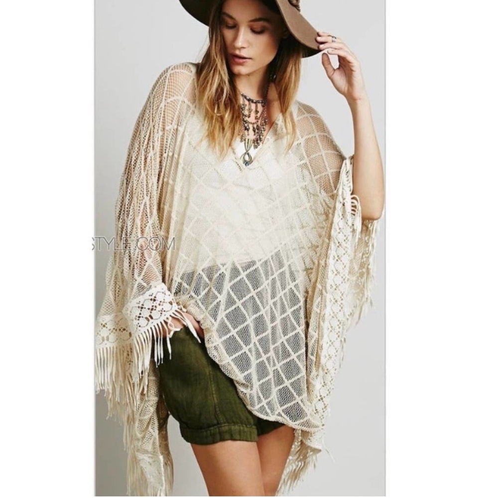 Jen's Pirate Booty Cream Crochet Poncho